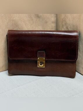 Bally Vintage Brown Leather Clutch wristlet Gold-tone Lock Key